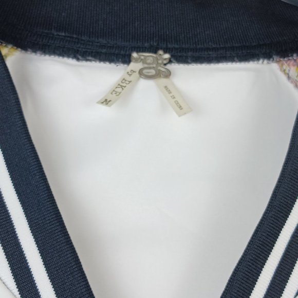 GIMMICKS by BKE| Mix Media Multicolor Embroidered Bomber Jacket Size Medium - Picture 8 of 11